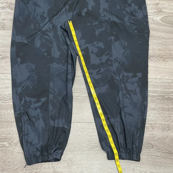NWOT Old Navv Stretchtech All Season  Quick Dry Joggers Grey Print 2X - Picture 10 of 14